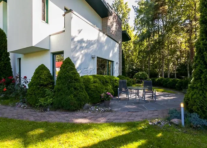 Villa In Near Popular