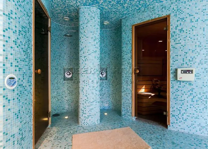 In Near Popular Вилла *